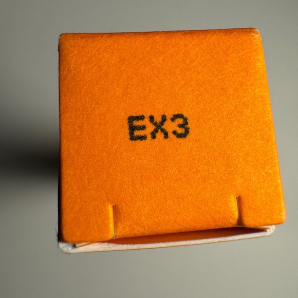 Live Tinted Unity Huebrow Clear Eyebrow Gel Full Size boxed Clean Universal - Picture 12 of 12